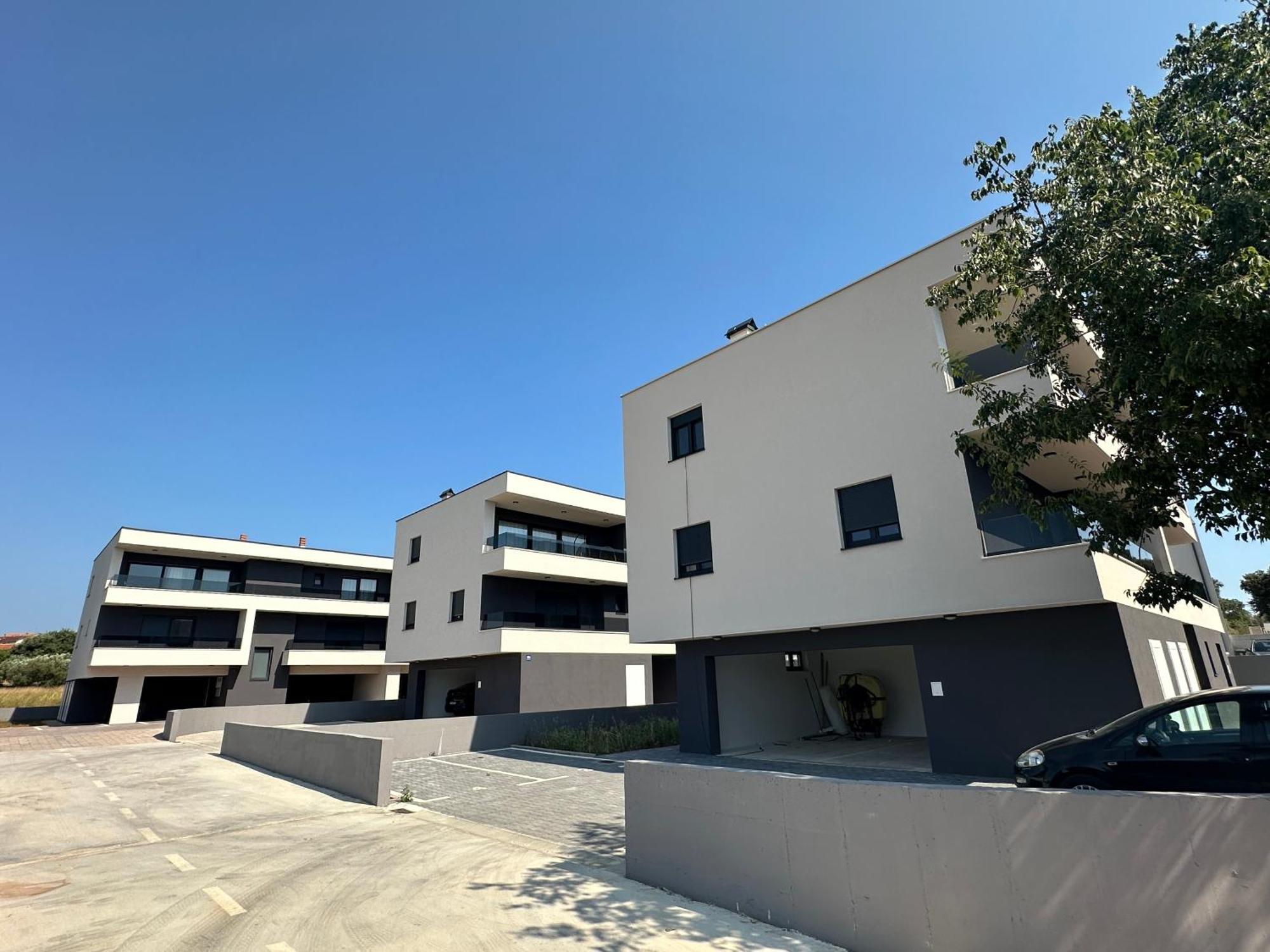 Harmony Hills Apartment *