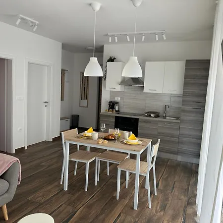 Apartments Harmony Hills Pula Exterior photo